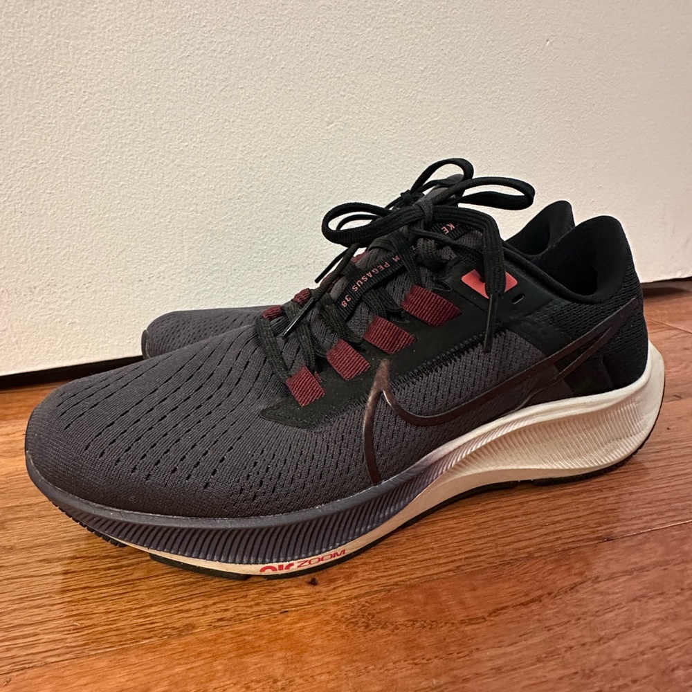 Nike Pegasus 38 Running Shoes